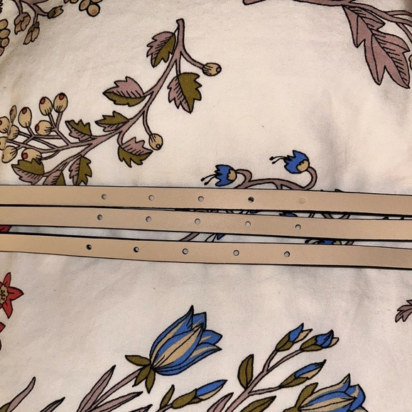 NWT H&M 3 Pack Narrow/Thin Belts - Picture 5 of 7